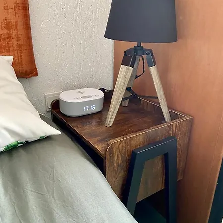 Marina Baie Des Anges Вильнёв-Лубе