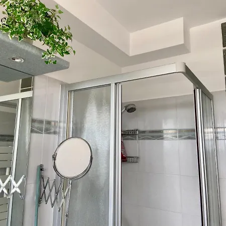 Отель Marina Baie Des Anges