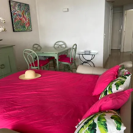 Отель Marina Baie Des Anges *